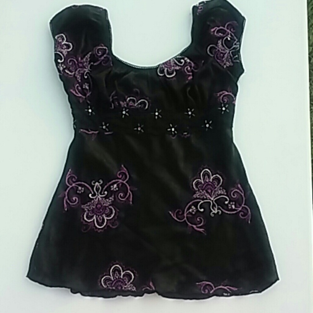 Heart & Soul black patterned top